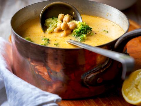 Zuppa di ceci_romige soep met kikkererwten en broccoli