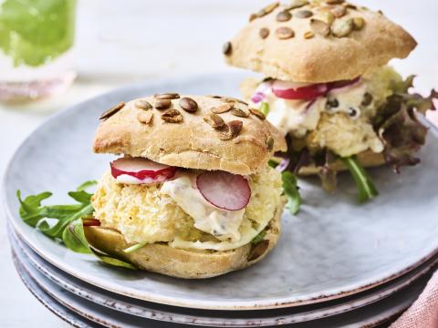 Visburger met remouladesaus