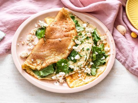 hartige kruidenflensjes met waterkers en feta