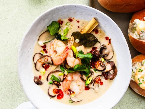 tom kha kai met scampi