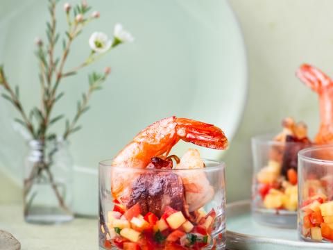 Scampiglaasje met paprika-mangosalsa