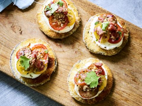 Krokante pizza_s met aubergine 