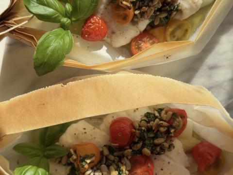 Pietermanfilet met asperges en kerstomaten in papillot