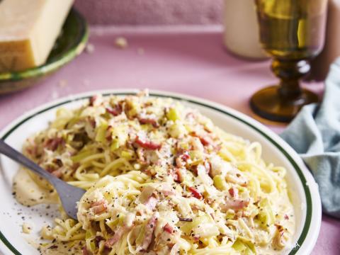 Spaghetti carbonara zonder ei, met spek en room