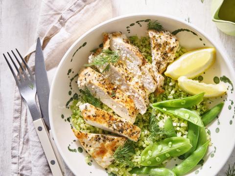 Kruidige kalkoen met broccolirijst 