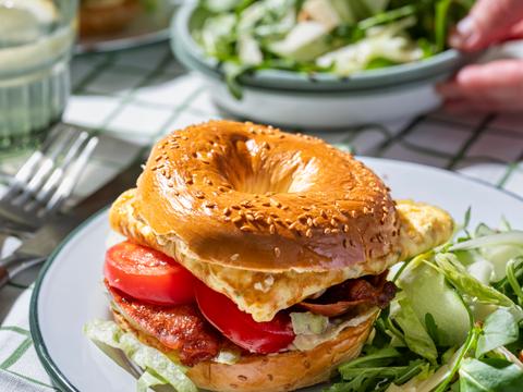 BLT-bagels 
