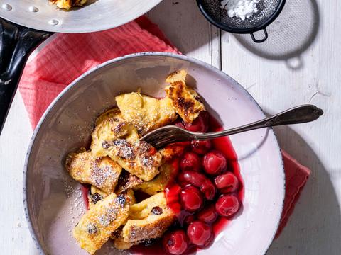 Kaiserschmarren met kersencompote