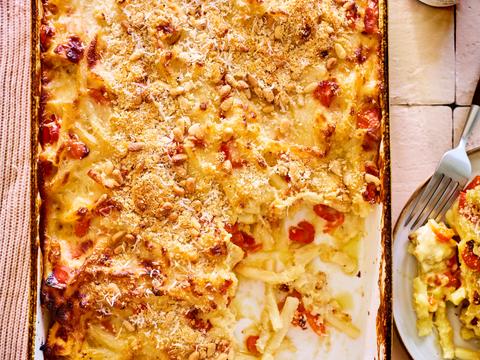 Macaroni met kip en paprika
