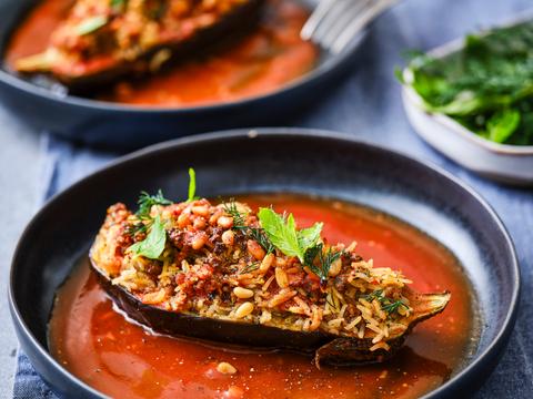 Gevulde aubergines met lamsgehakt en rijst