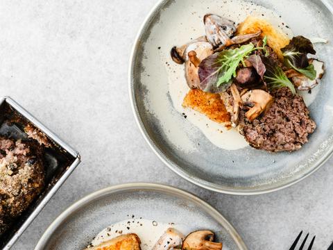 Gehaktbrood met champignons
