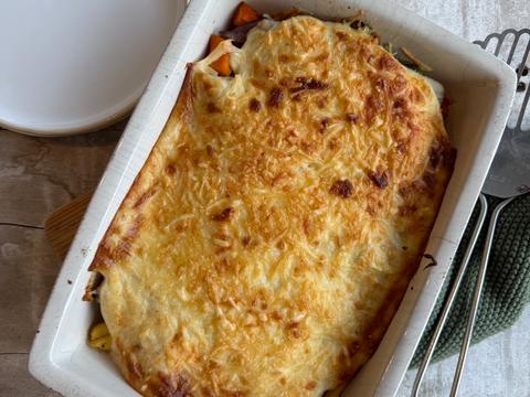 Ovenschotel met kant-en-klare ovengroenten, botfilet en kaassaus