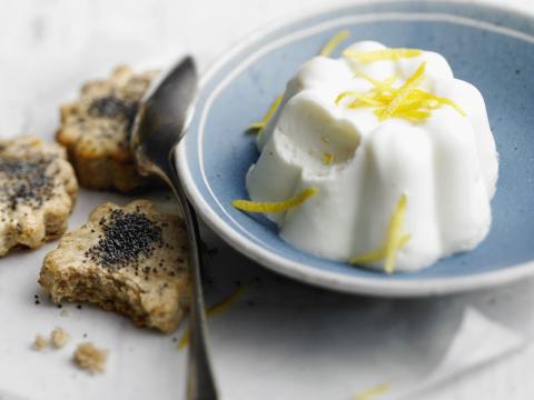 Panna cotta au citron, sablés à la farine complète