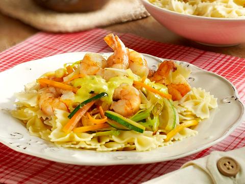 Scampi's met kerriesaus