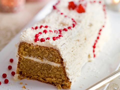 kerstbuche met noten en chocolade