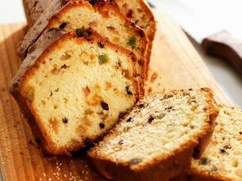 Cake met gekonfijt fruit