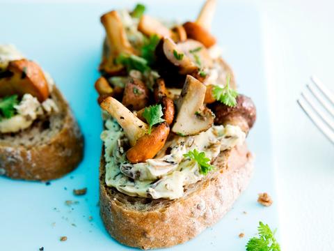Jagertoast met champignonboter
