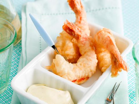 Tempura van scampi's met knoflookmayonaise