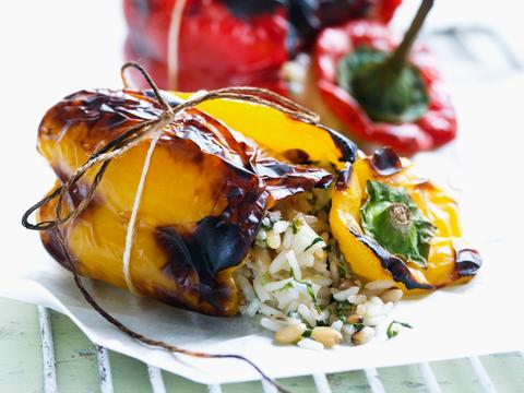 Paprika's met kruidenrijst