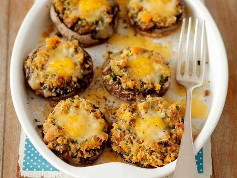 Gevulde champignons met spekblokjes