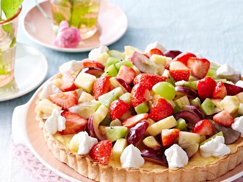 VIDEO: Gemengde fruittaart met banketbakkersroom