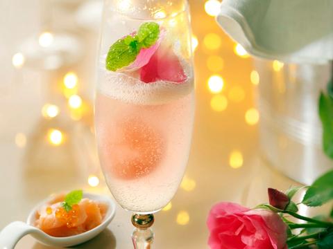 Rosé-ijs cocktail