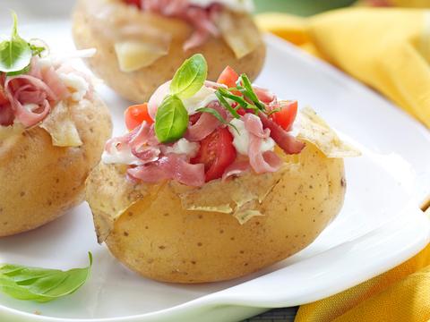 Gevulde aardappel op z'n Italiaans