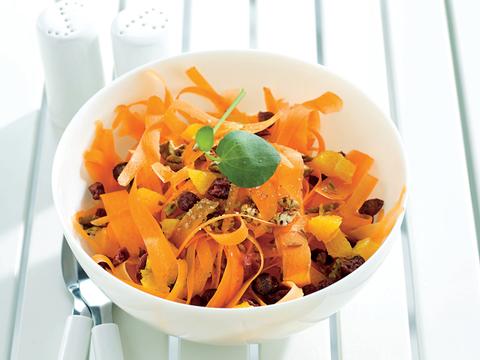 Wortelsalade met sinaas-yoghurtdressing
