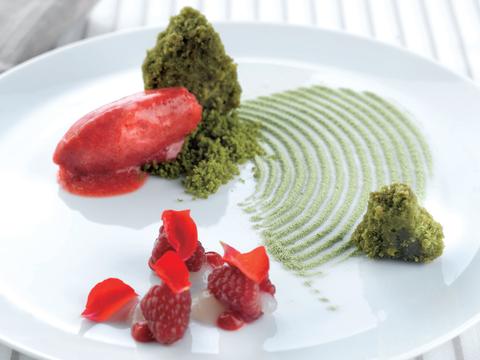 Zentuintje van groene thee, frambozen en rozen
