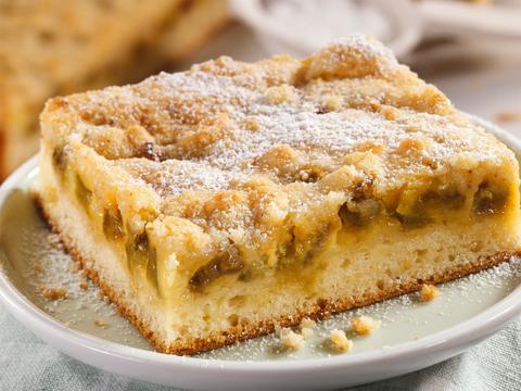 Rabarberkoek met amandelen
