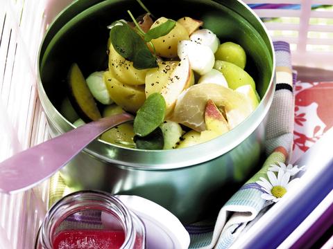 Aardappelsalade met mozzarella en ham