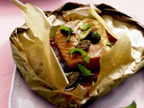 Zalm in papillot met appelkappertjes