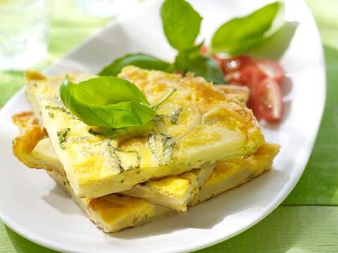 Spaanse tortilla met basilicum