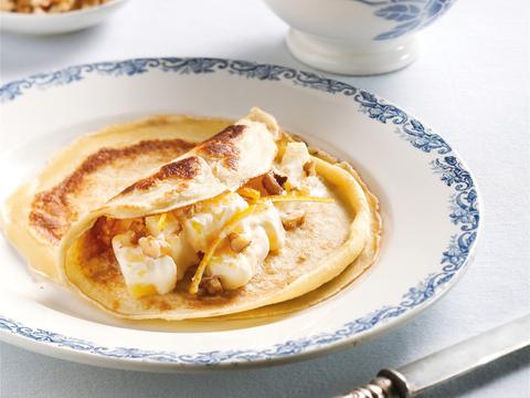 Flensjes met ananas en noten
