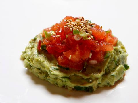 Bakbanaanfrietjes met guacamole