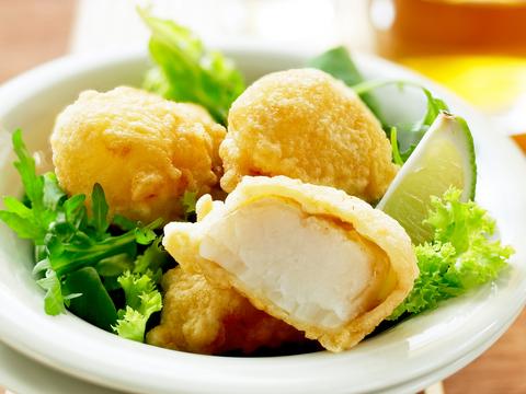 Tempura van coquilles met gember