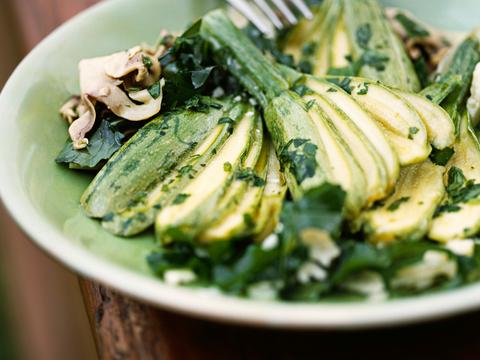 Courgettewaaiertjes met rucola