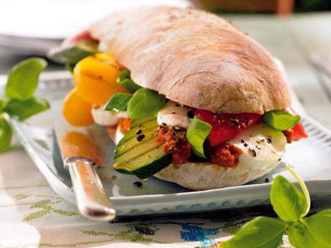 Ciabatta met gegrilde groenten