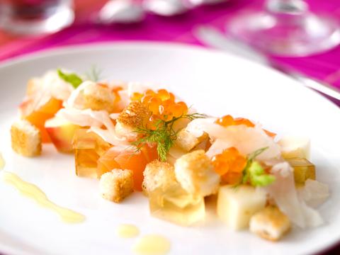 Gemarineerde zalm met appel, venkel en appelgelei