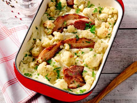 Bloemkoolroosjes met spek en puree
