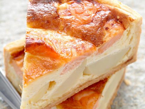 Zalmquiche met aardappelen