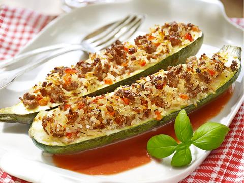 Gevulde courgette met lamsgehakt