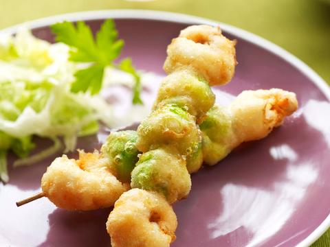 Beignets van spruitjes en scampi's