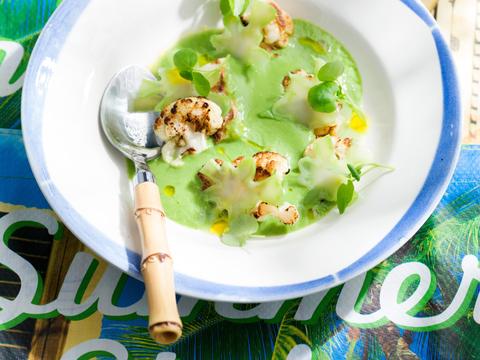 Broccolisoep met geroosterde bloemkool