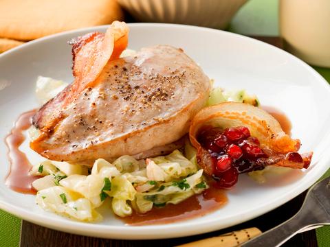 Fazantfilet met spitskool en spek