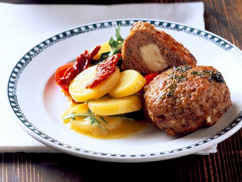 Gehaktballetjes met aardappelsalade