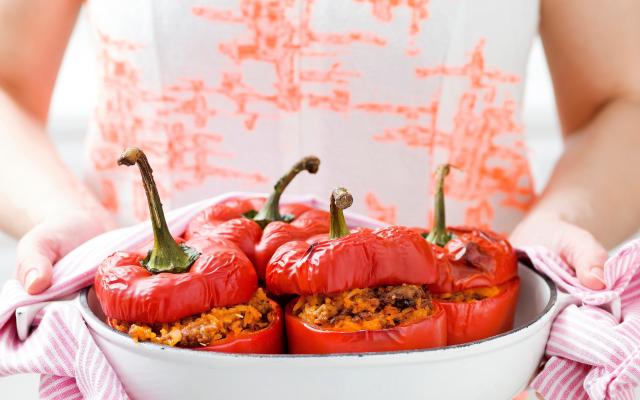 Gevulde paprika’s met gehakt en rijst