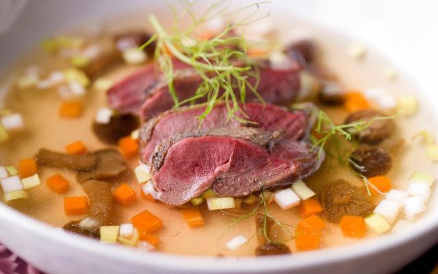 Consommé van duif