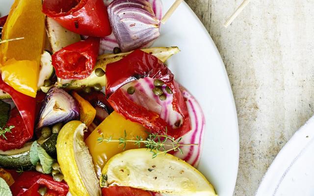 Salade aigre-douce aux légumes d’été confits