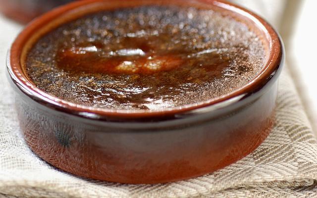 Gekaramelliseerde chocoladecrème