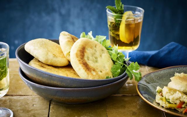 Gevulde Marokkaanse broodjes